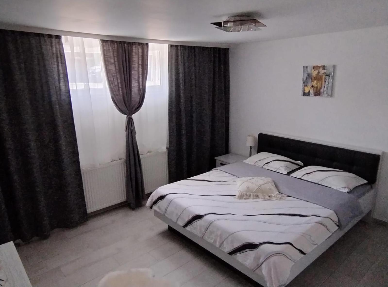 La Relax Apartment Brasov Bagian luar foto