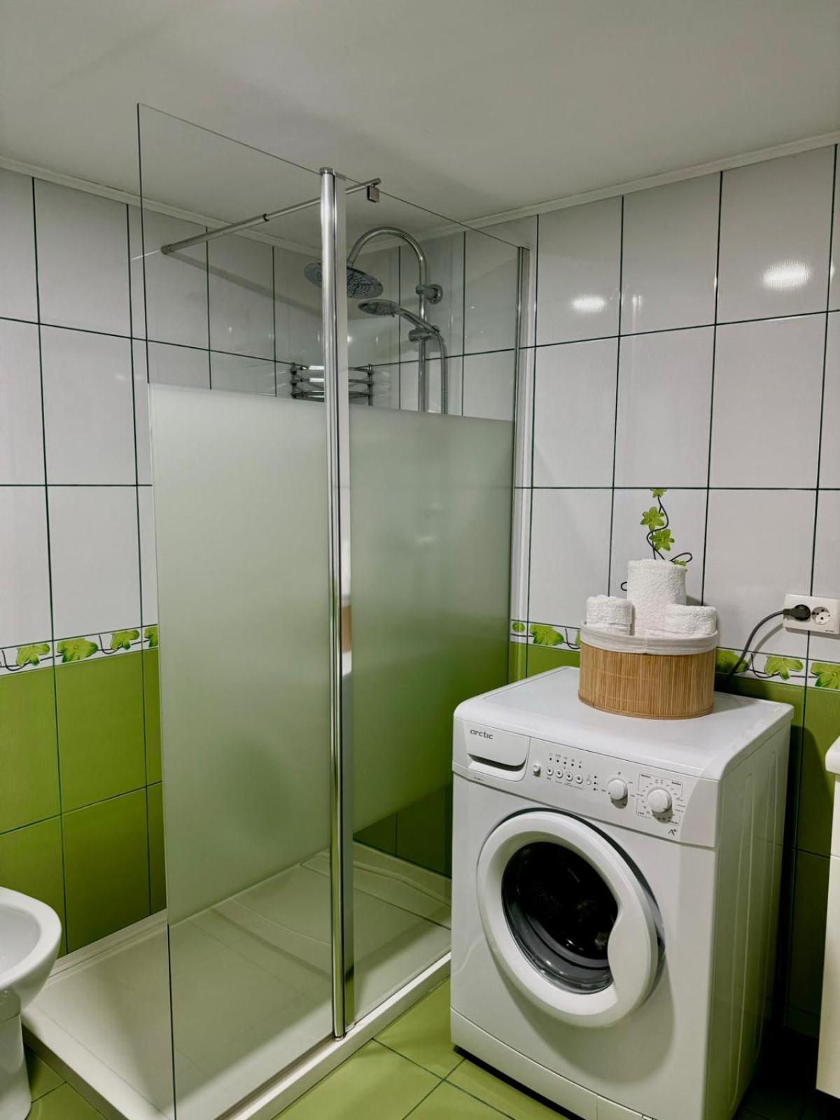 La Relax Apartment Brasov Bagian luar foto