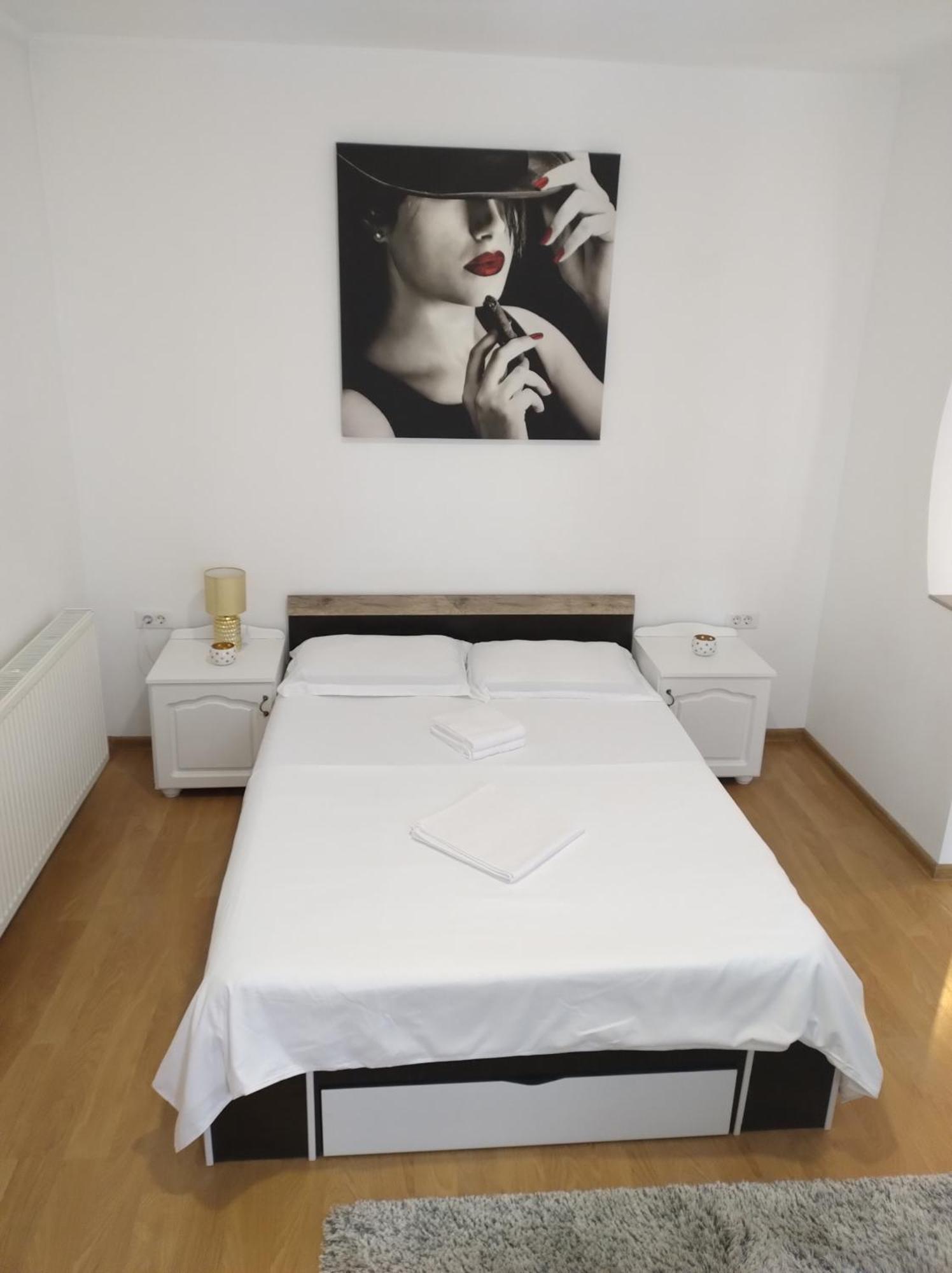 La Relax Apartment Brasov Bagian luar foto