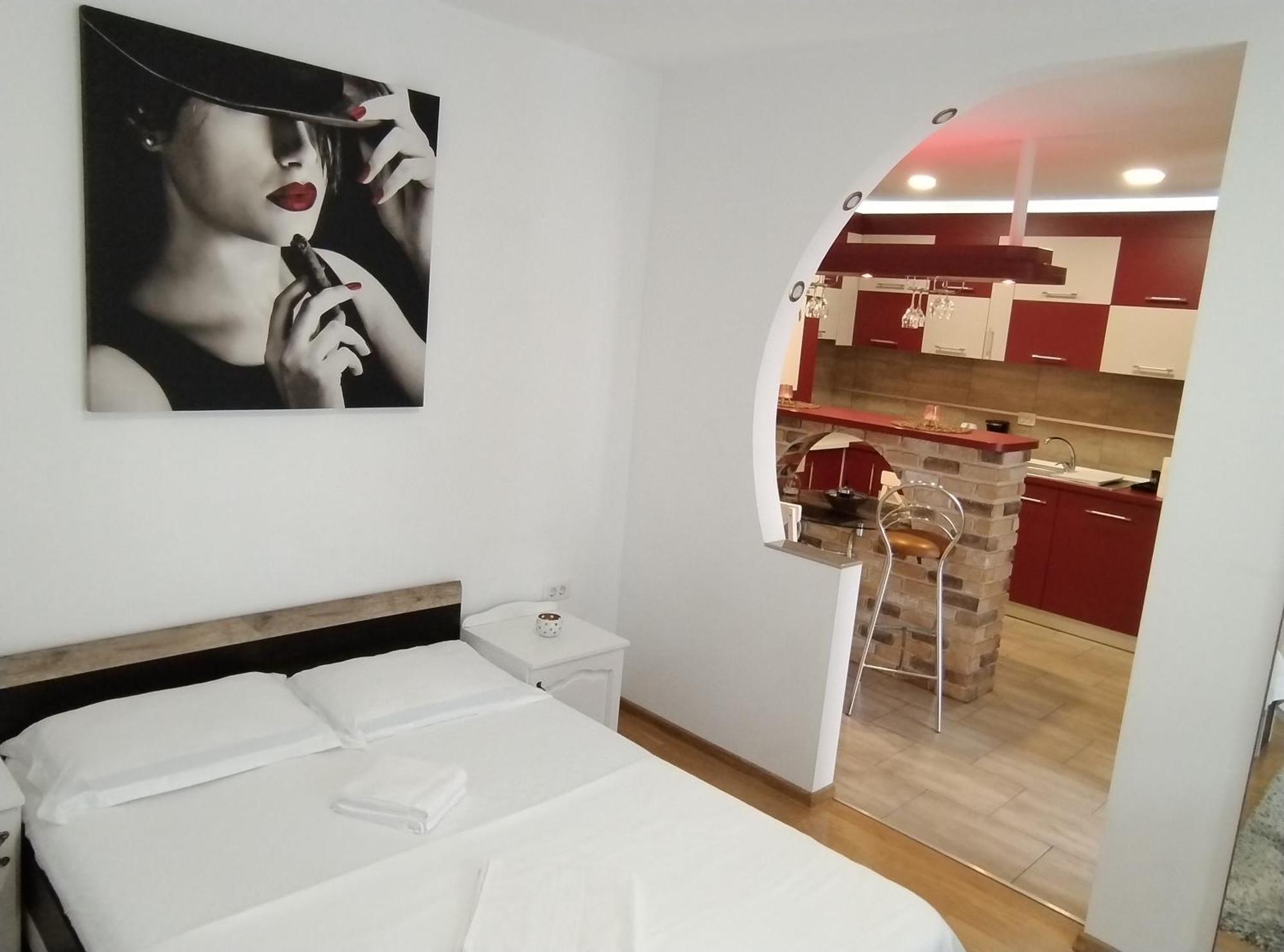 La Relax Apartment Brasov Bagian luar foto
